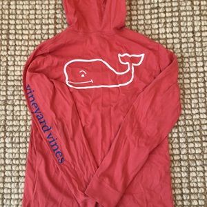Boys Vineyard Vines Long sleeved hooded t-shirt. M